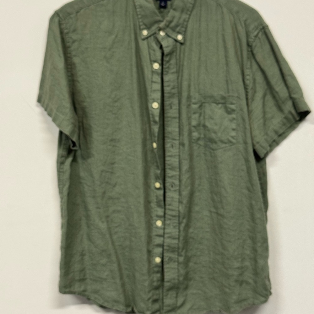 Men's Green Button-Down Shirt